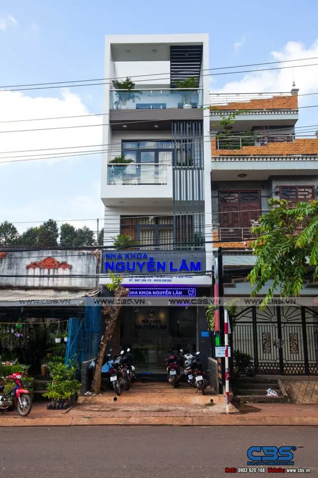 Xây dựng mới nha khoa Nguyễn Lâm, Bình Phước — thi công