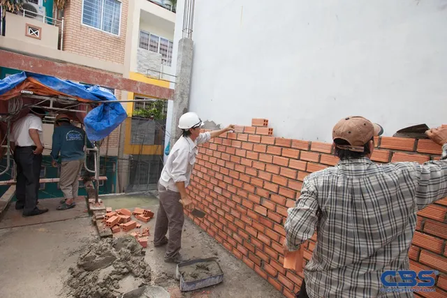 Xây dựng mới nhà anh Tòng, CMT8, Quận 10 — thi công