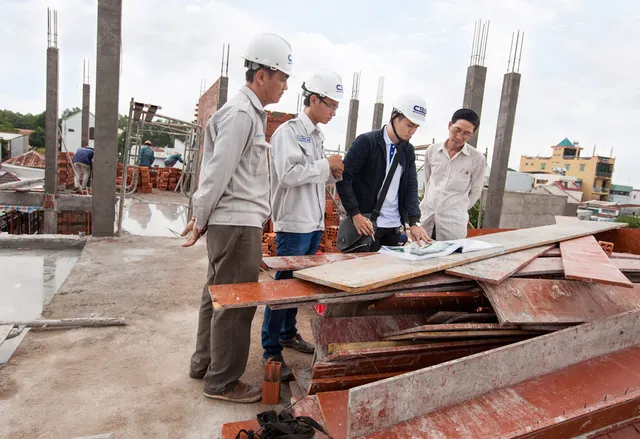 Xây dựng mới biệt thự gia đình chú Định, Đồng Nai — thi công