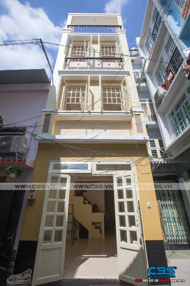 Xây dựng mới nhà anh Quang, Quận 10